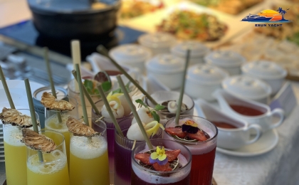 Sôi Động Cuộc Sống Với Tiệc Trên Du Thuyền: Trải Nghiệm Độc Đáo